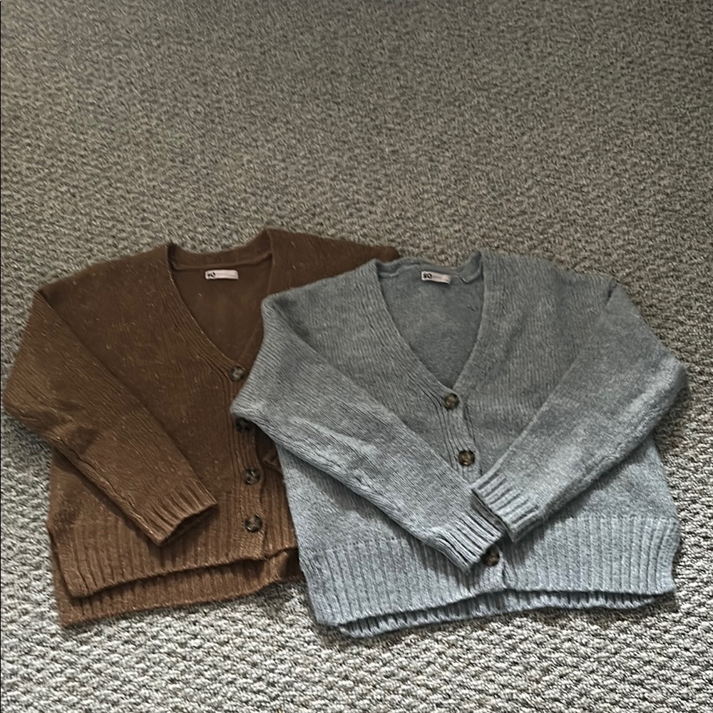 Cozy Women's Sweater Set - Brown and Gray